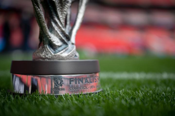  洲际对决遗憾告吹；阿根廷南美联手抗议，欧足联强硬态度引争议！ 体育新闻