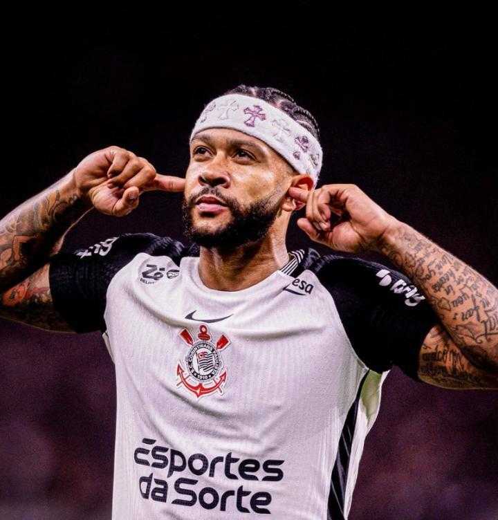  德佩右大腿肌肉拉伤后选择继续国家队之旅；科林蒂安官方发布最新伤情通报。 体育新闻