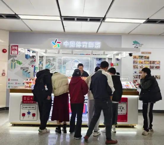 彩票热度骤降:解析“暴富梦”失效的心理逻辑 新闻