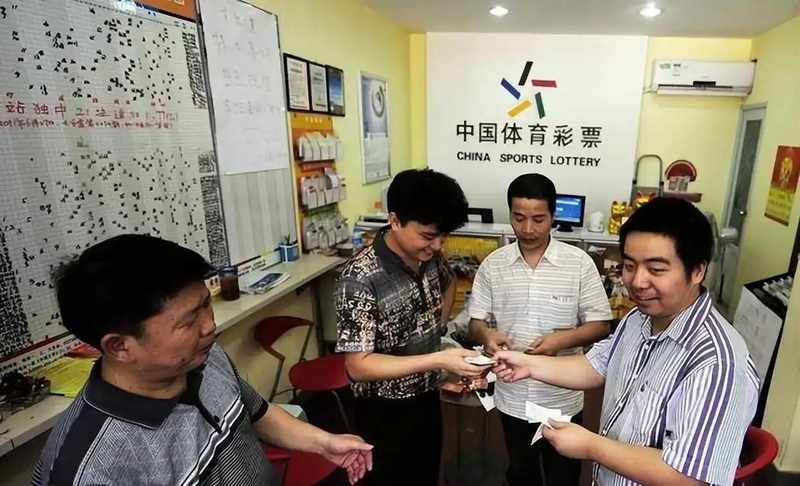 彩票热度骤降:解析“暴富梦”失效的心理逻辑 新闻