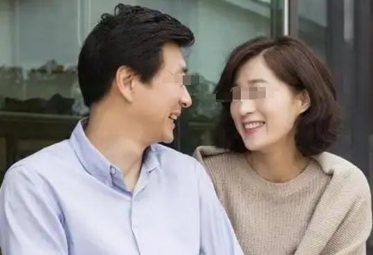  29年各管各的钱，最后却连手术费都凑不齐：中老年婚姻最残酷的真相 情感心理