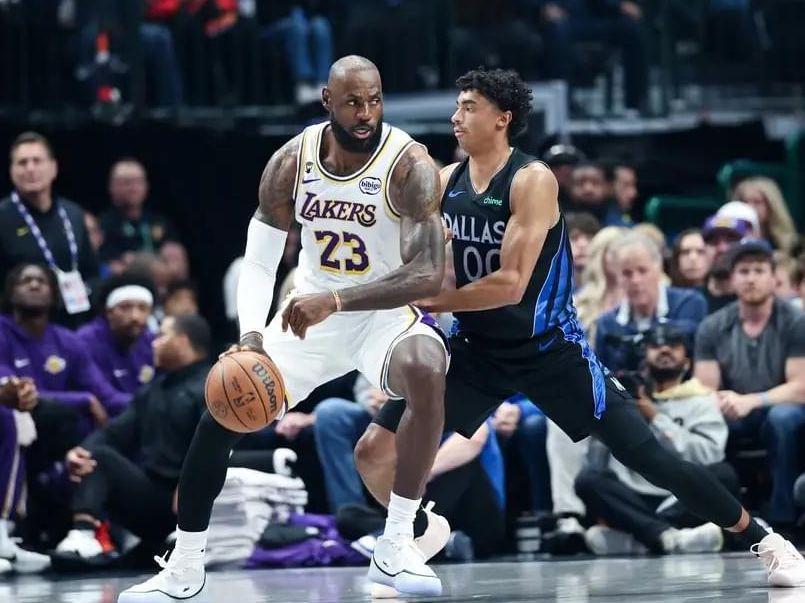  弗拉格45分封神背后的技术密码：如何用数据拆解新秀的统治级表现 体育新闻