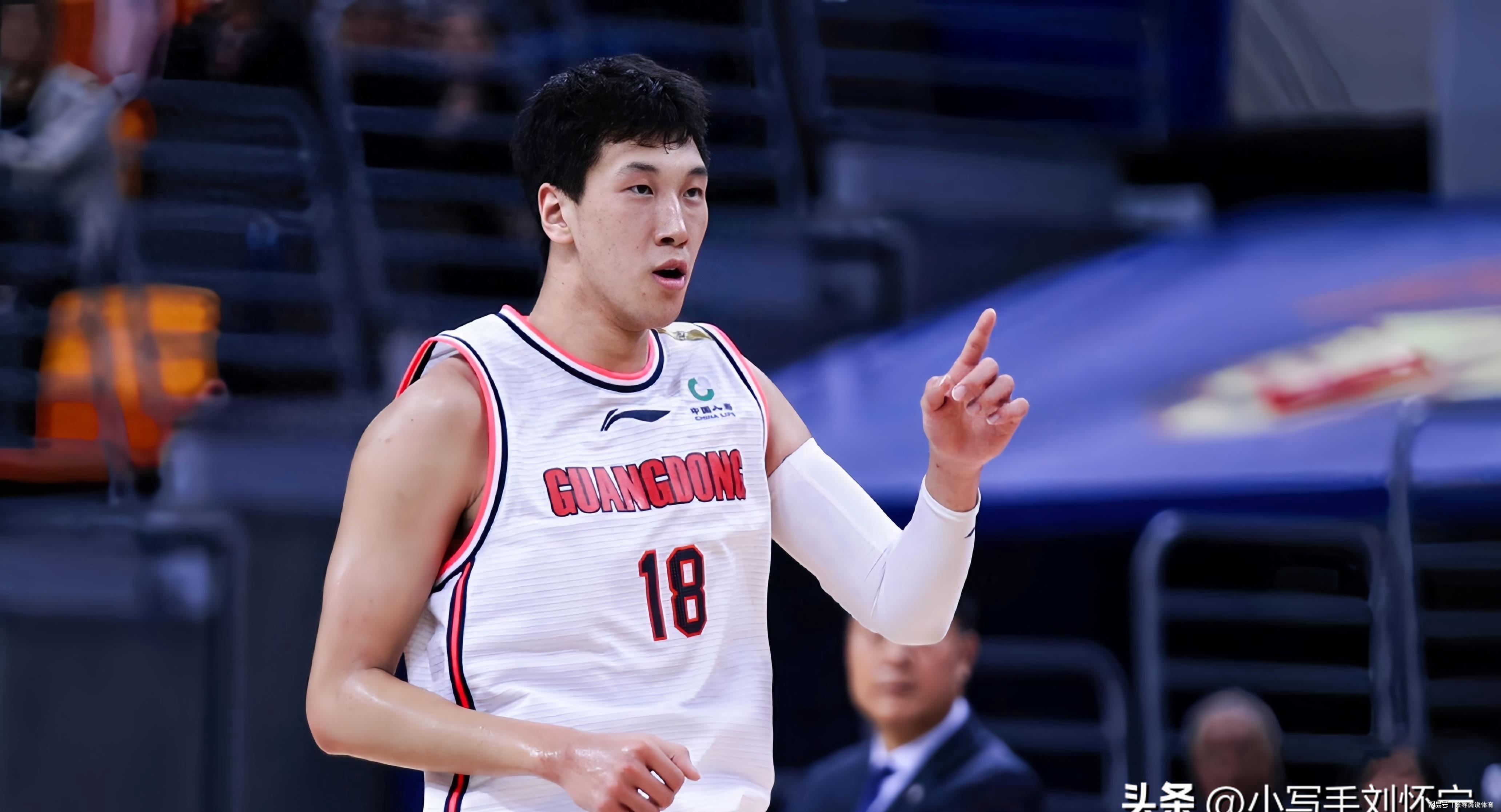  广东残阵双杀广厦：硬实力碾压下，十一冠王战术体系深度解析 体育新闻