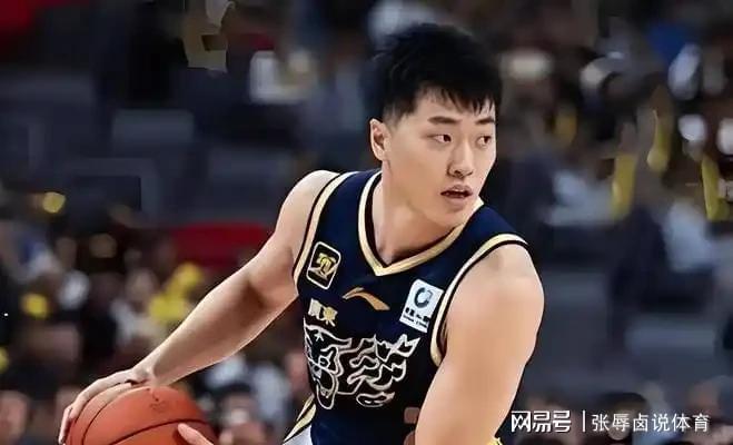  广东残阵双杀广厦：硬实力碾压下，十一冠王战术体系深度解析 体育新闻